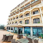 A Luxuary Hotel Dream!Land Near Sea Beach And Jagannth Temple - Fully Air Conditioning Luxuary Rooms - Lift - Restaurant & Parking Facilities - Four Star Hotel In Puri